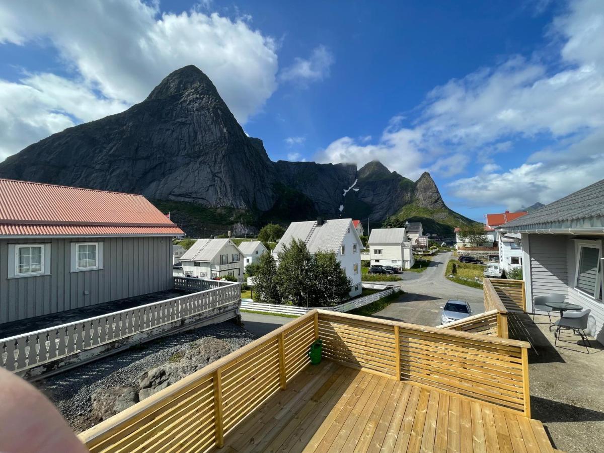 House In The Heart Of Lofoten With Spectacular View Reine Esterno foto
