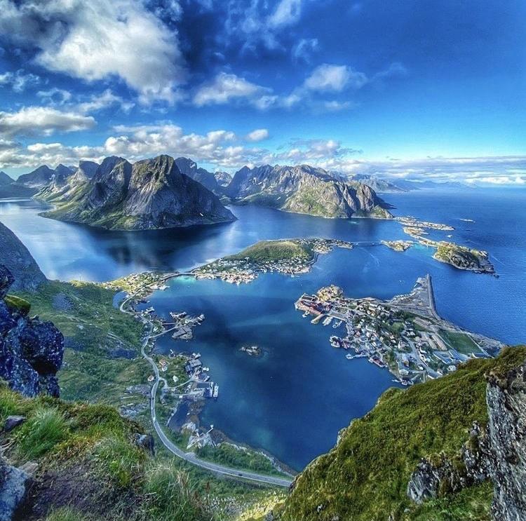 House In The Heart Of Lofoten With Spectacular View Reine Esterno foto